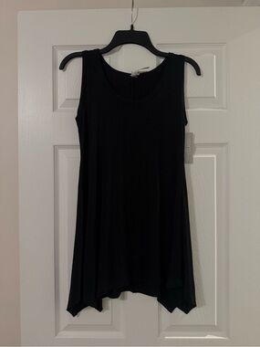 NWT Jo&Co Jeans Solid Black Long Tank Top Size Medium